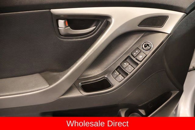 Used 2013 Hyundai Elantra Limited image 9