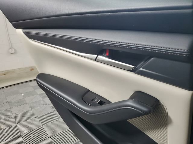 Certified 2023 MAZDA MAZDA3 s image 17