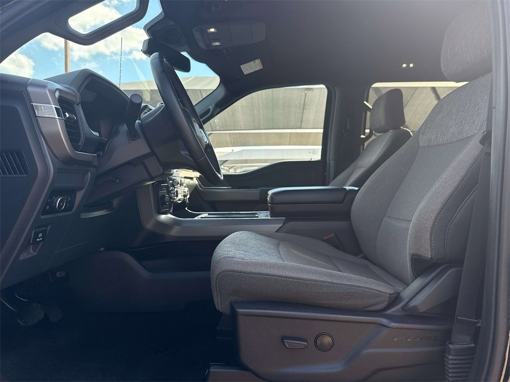 Used 2024 Ford F150 XLT w/ Mobile Office Package image 11