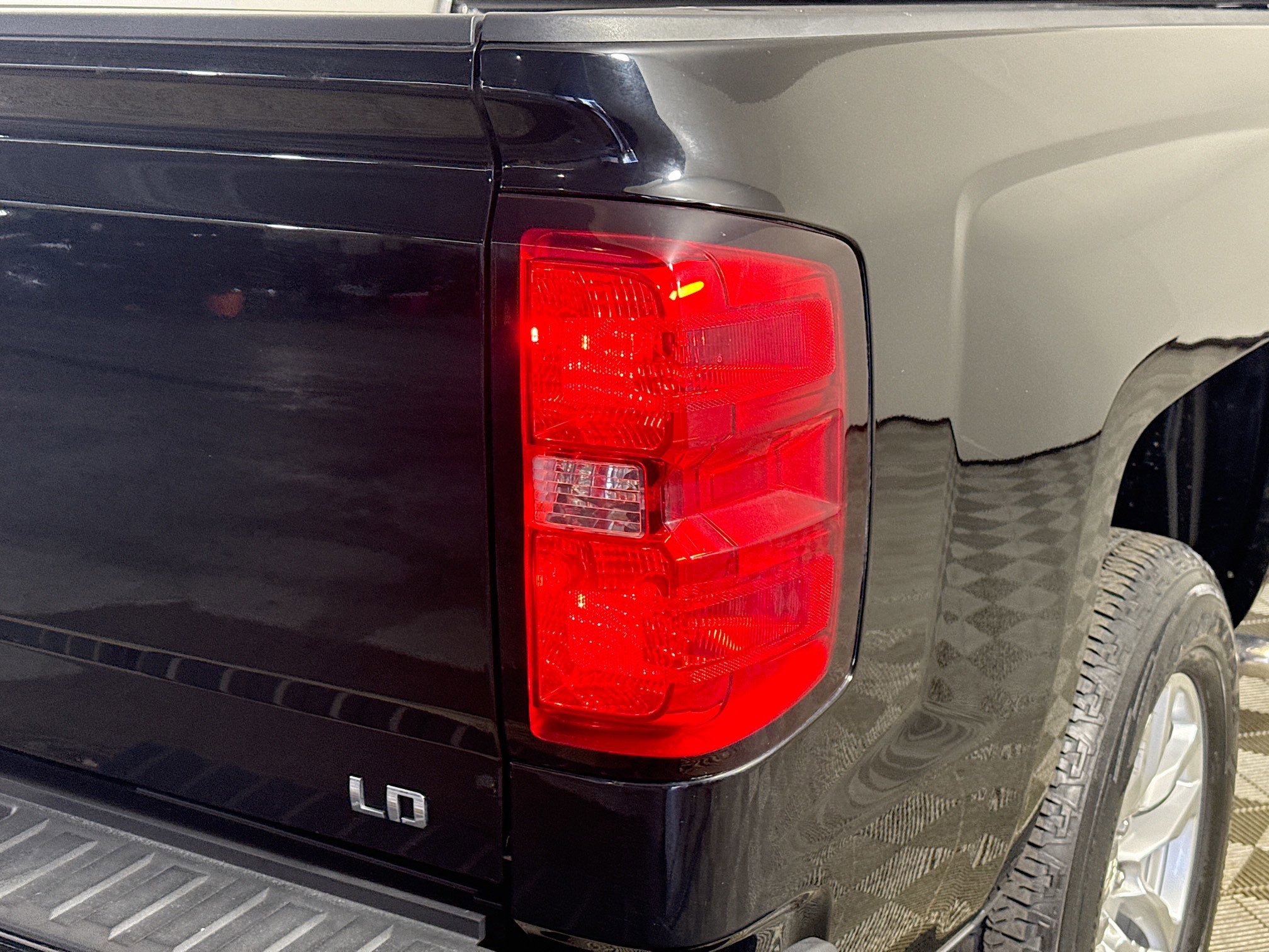 Used 2019 Chevrolet Silverado 1500 Custom w/ Custom Convenience Package image 32