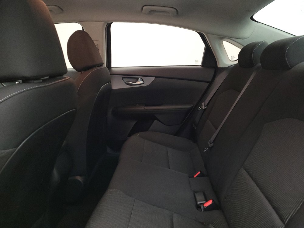Used 2019 Kia Forte LXS FWD image 18
