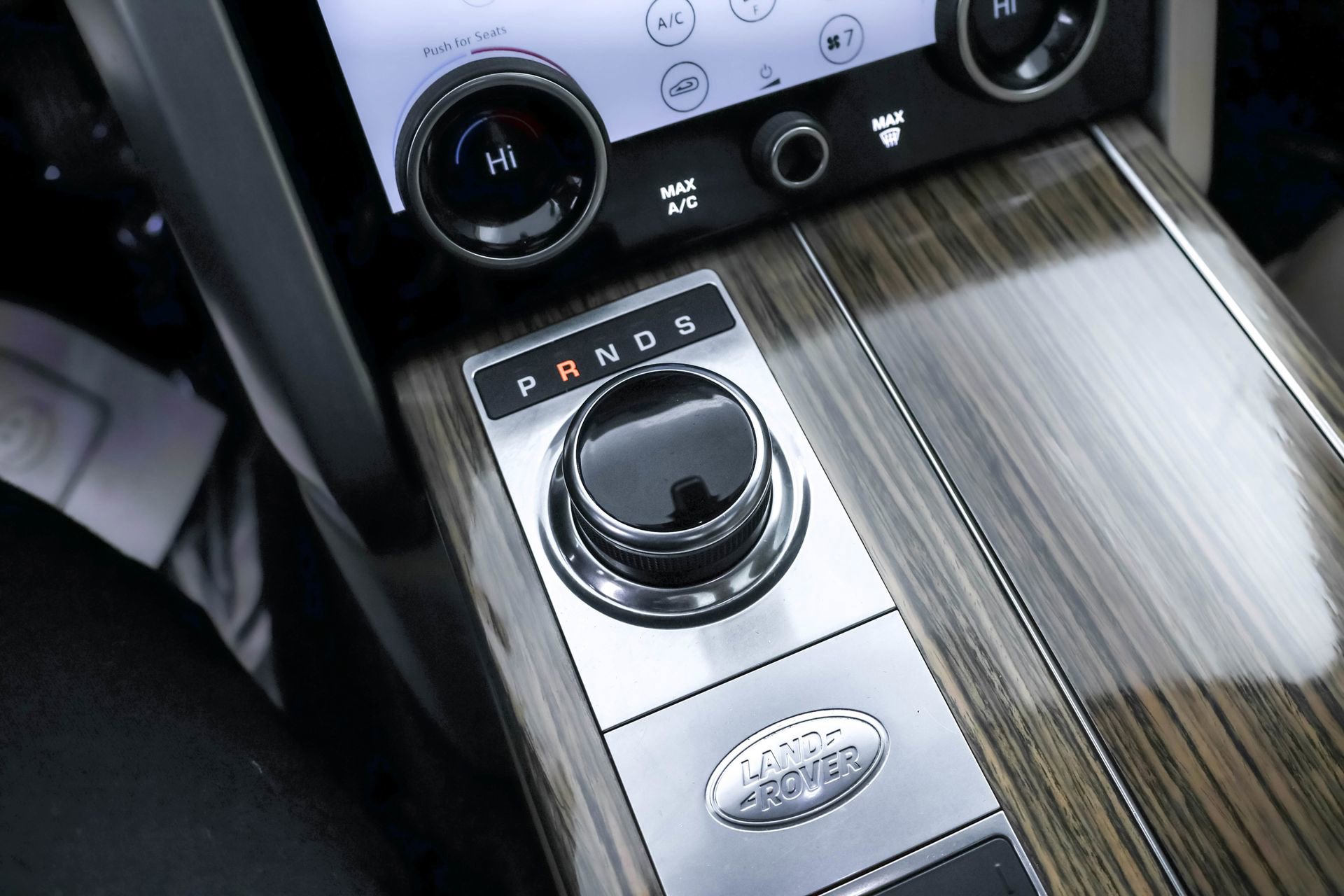 Used 2019 Land Rover Range Rover HSE image 38