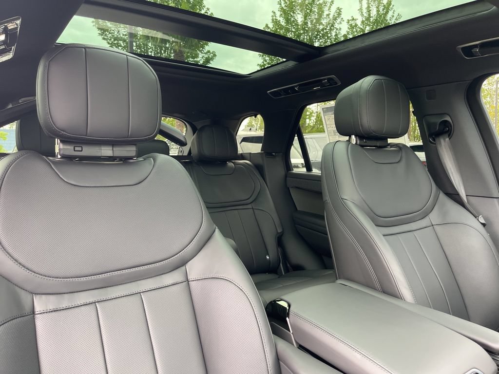 New 2026 Land Rover Range Rover Sport Dynamic SE AWD/4WD image 21