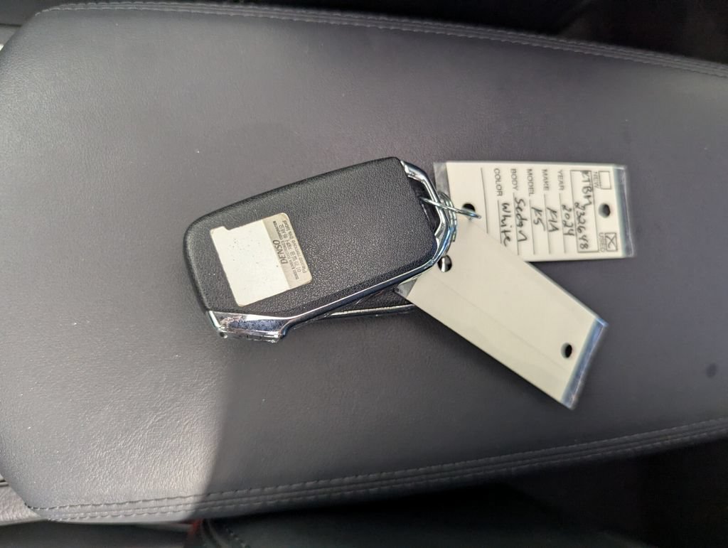 Used 2024 Kia K5 EX FWD image 24