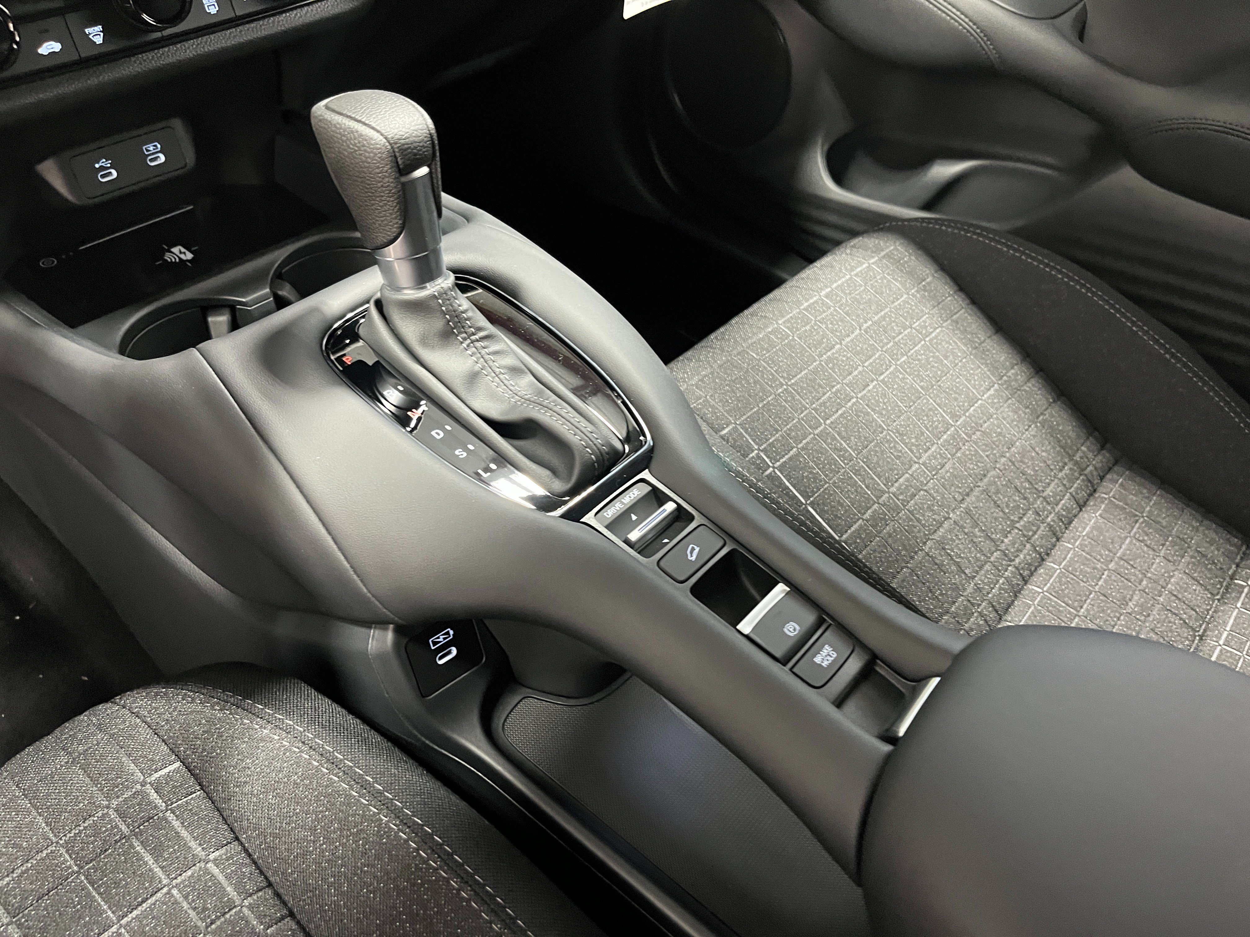 New 2027 Honda HR-V LX image 18