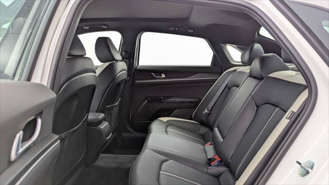 Used 2026 Kia K5 GT-Line w/ GT-Line Premium Package AWD/4WD image 17