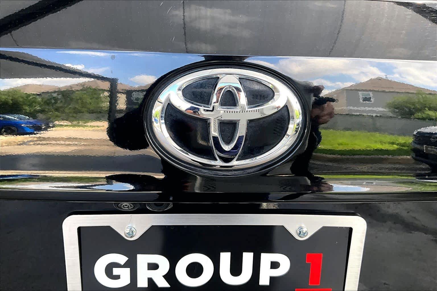 Used 2023 Toyota Highlander Platinum FWD image 31