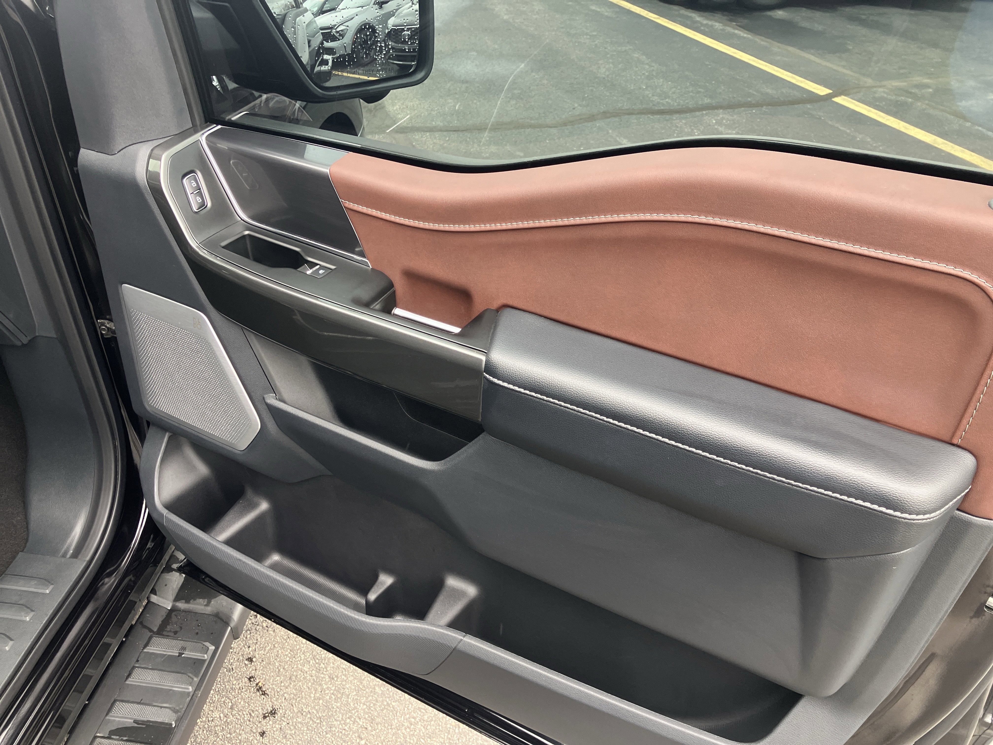 Used 2023 Ford F150 Lariat w/ Equipment Group 502A High image 10