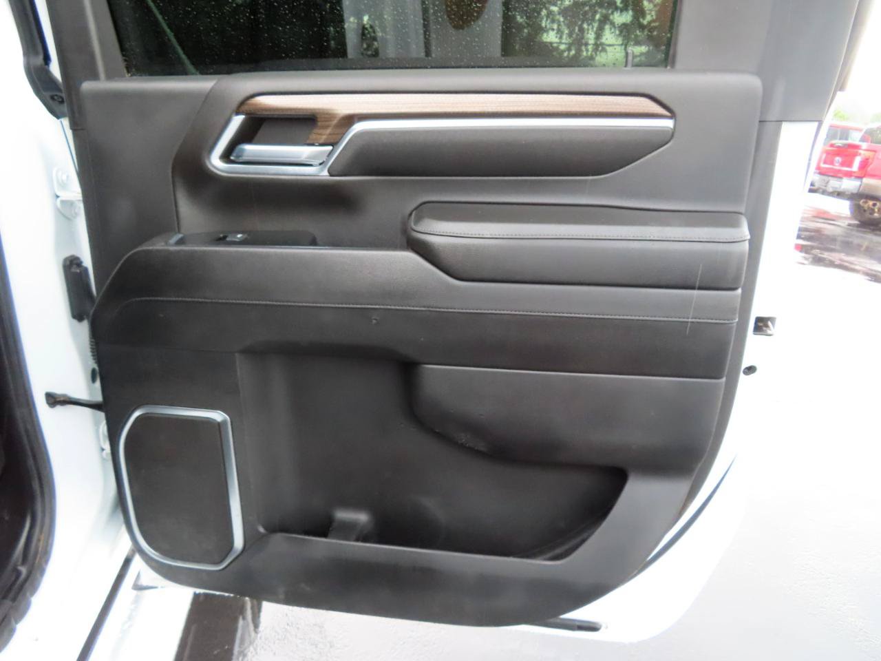 Used 2024 Chevrolet Silverado 2500 LT AWD/4WD image 39