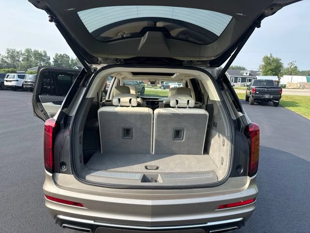 Used 2022 Cadillac XT6 Premium Luxury AWD/4WD image 51
