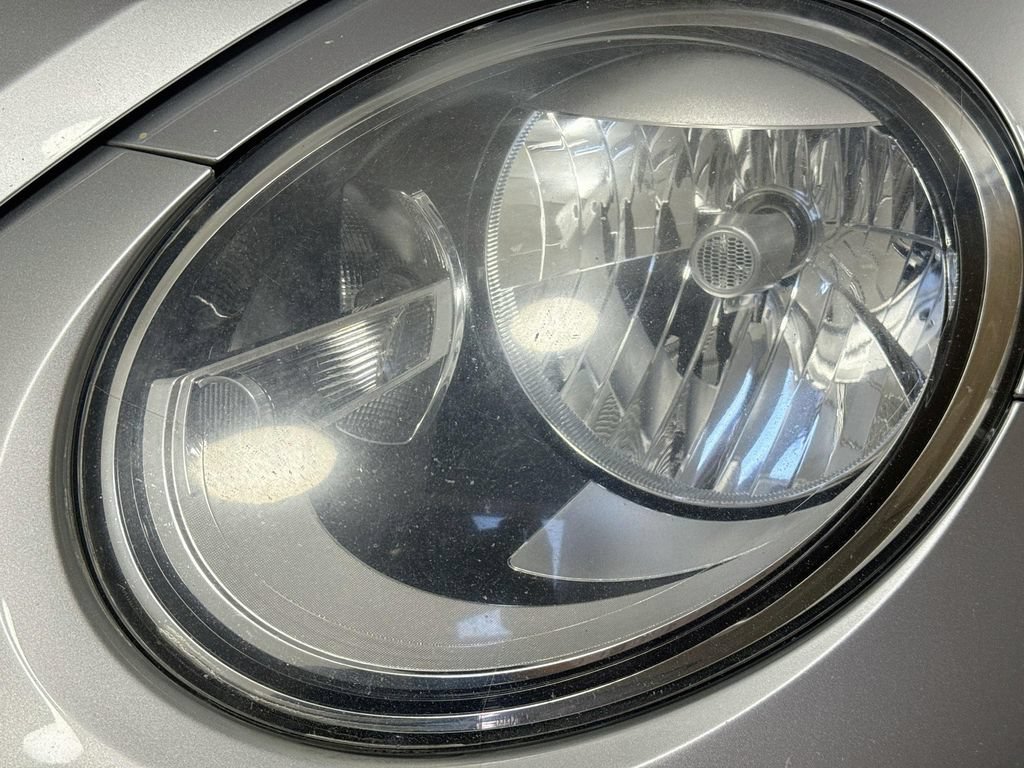 Used 2014 Volkswagen Beetle 2.5 FWD image 34
