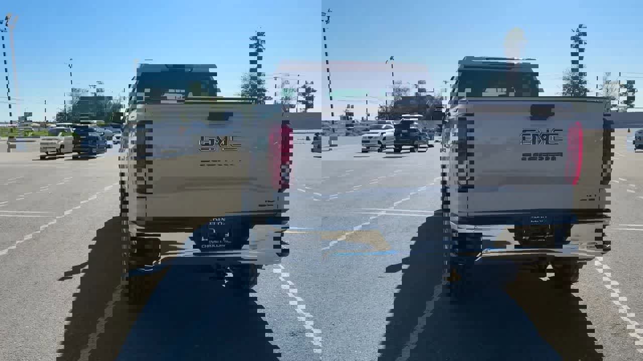 New 2026 GMC Sierra 1500 SLE w/ LPO, Black Badging Package image 8