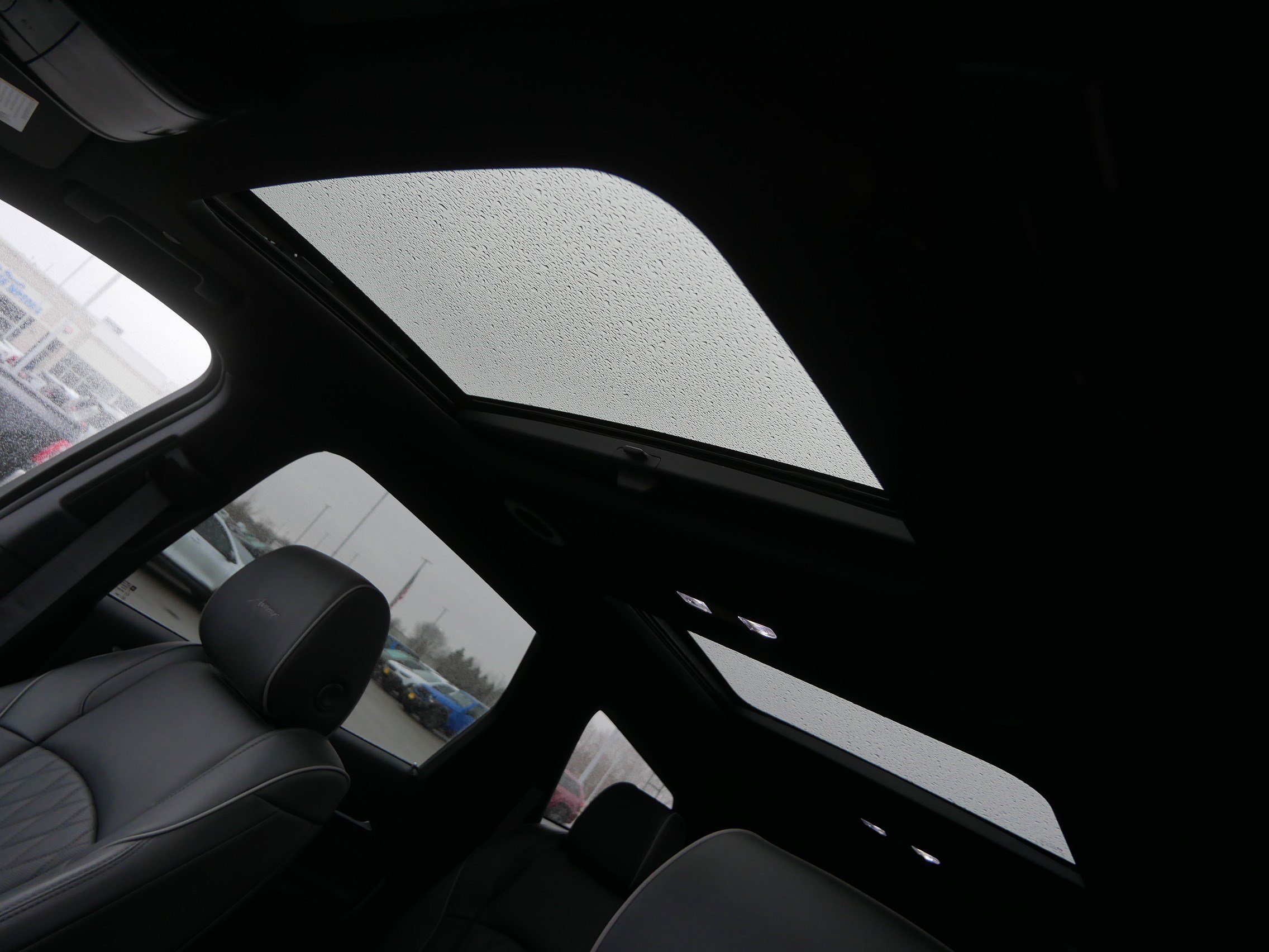 Used 2023 Buick Enclave Avenir w/ Avenir Technology Package image 26