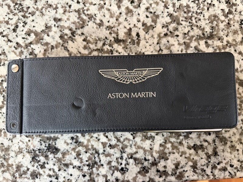 Used 2012 Aston Martin Virage Volante RWD image 24