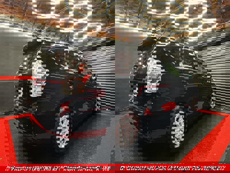 Used 2012 Toyota Prius V Three image 3