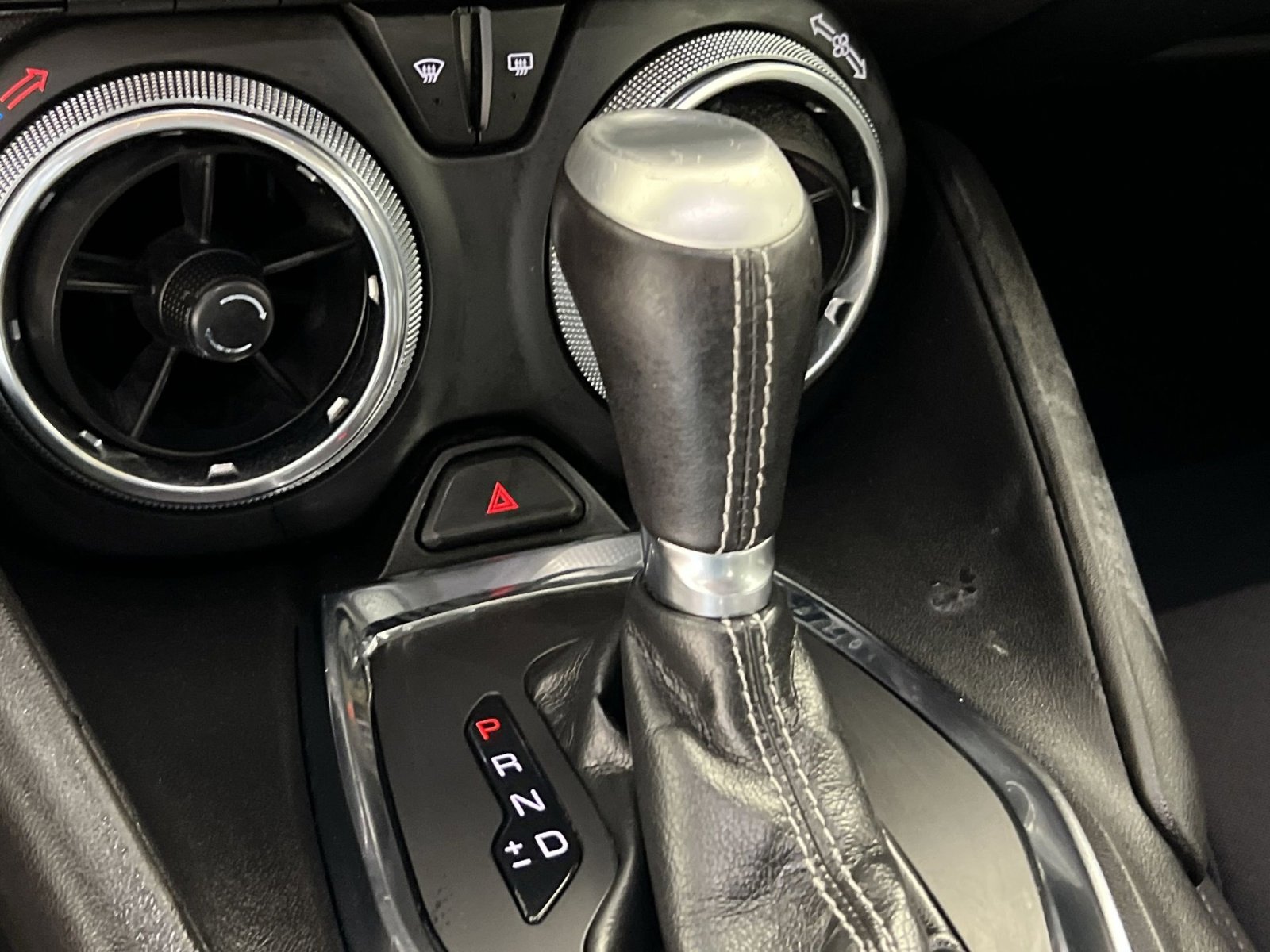 Used 2021 Chevrolet Camaro LT RWD image 23