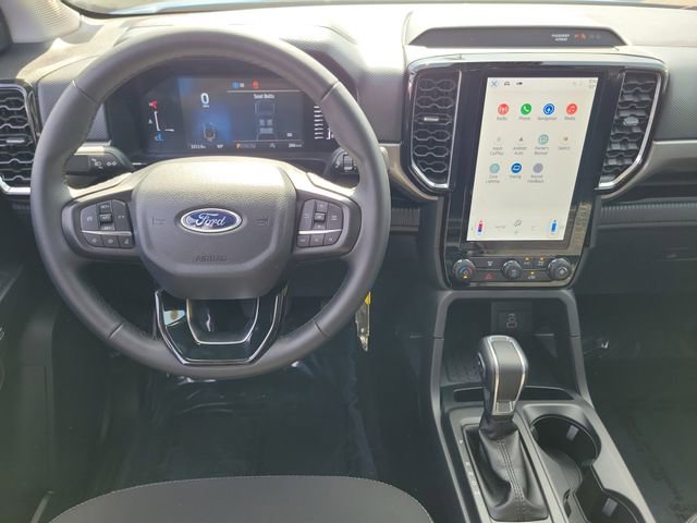 Used 2025 Ford Ranger XLT w/ Convenience Package image 4