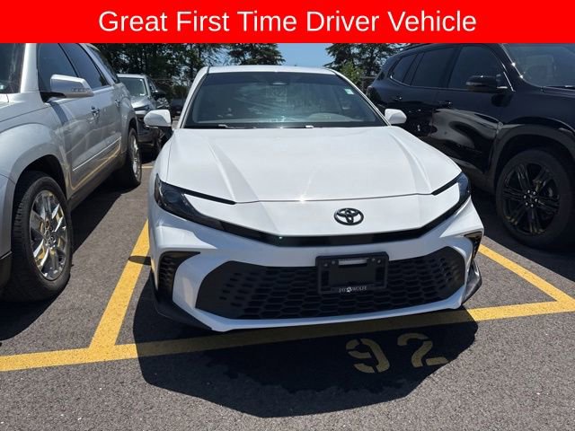 Used 2026 Toyota Camry SE w/ Convenience Package FWD image 5