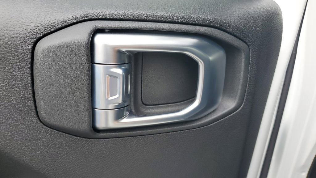 New 2026 Jeep Gladiator Sport image 16