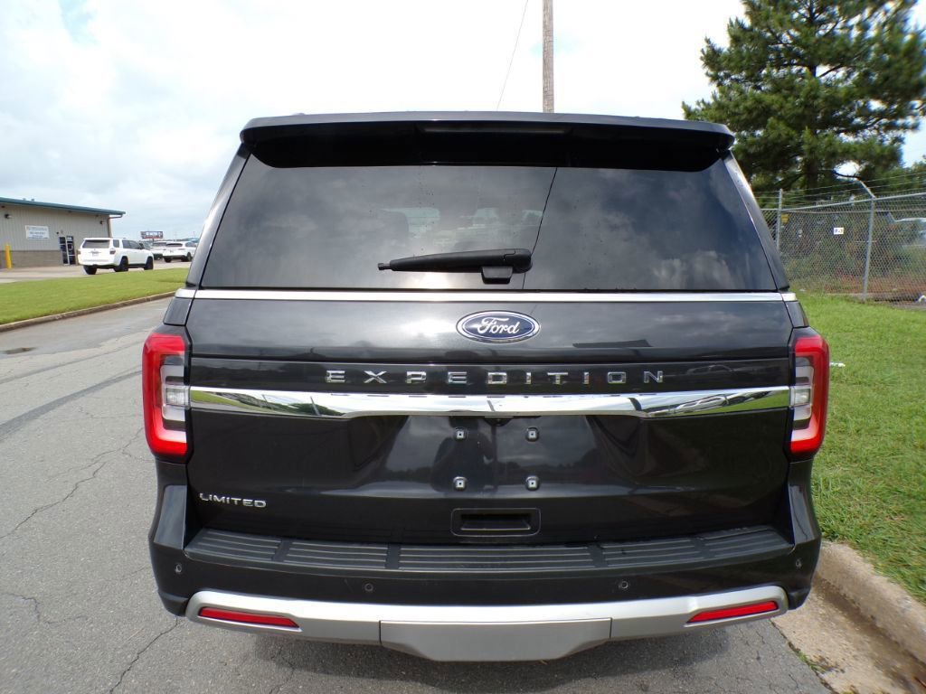 Used 2024 Ford Expedition Limited AWD/4WD image 6