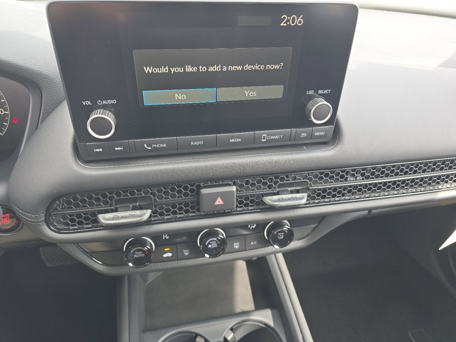 Used 2025 Honda HR-V LX image 31