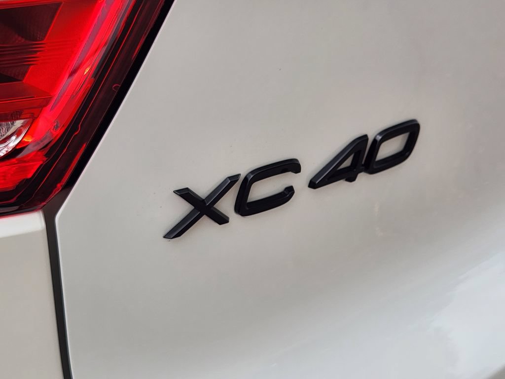 New 2026 Volvo XC40 B5 Ultra w/ Climate Package AWD/4WD image 31