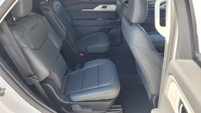 New 2026 Ford Explorer Active w/ Active Comfort Package AWD/4WD image 22