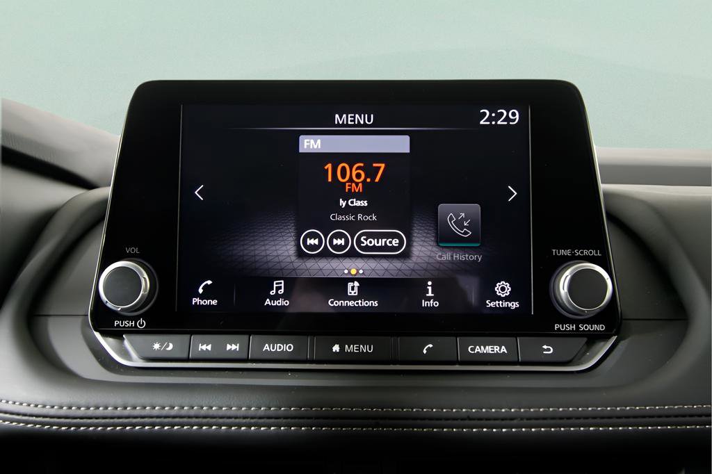 Used 2024 Nissan Rogue S image 21
