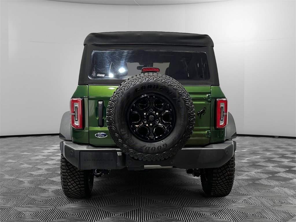 Used 2024 Ford Bronco Wildtrak image 3