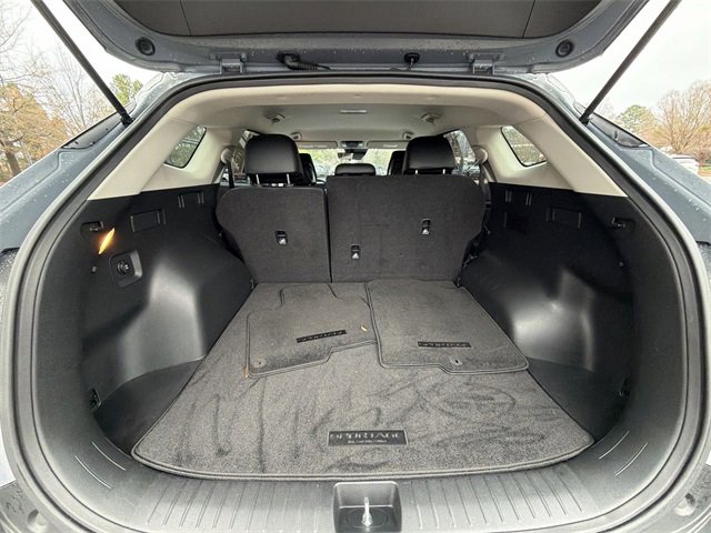 Used 2024 Kia Sportage EX image 25
