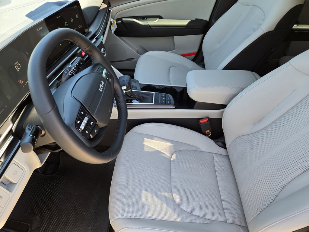 New 2026 Kia Sportage EX FWD image 10