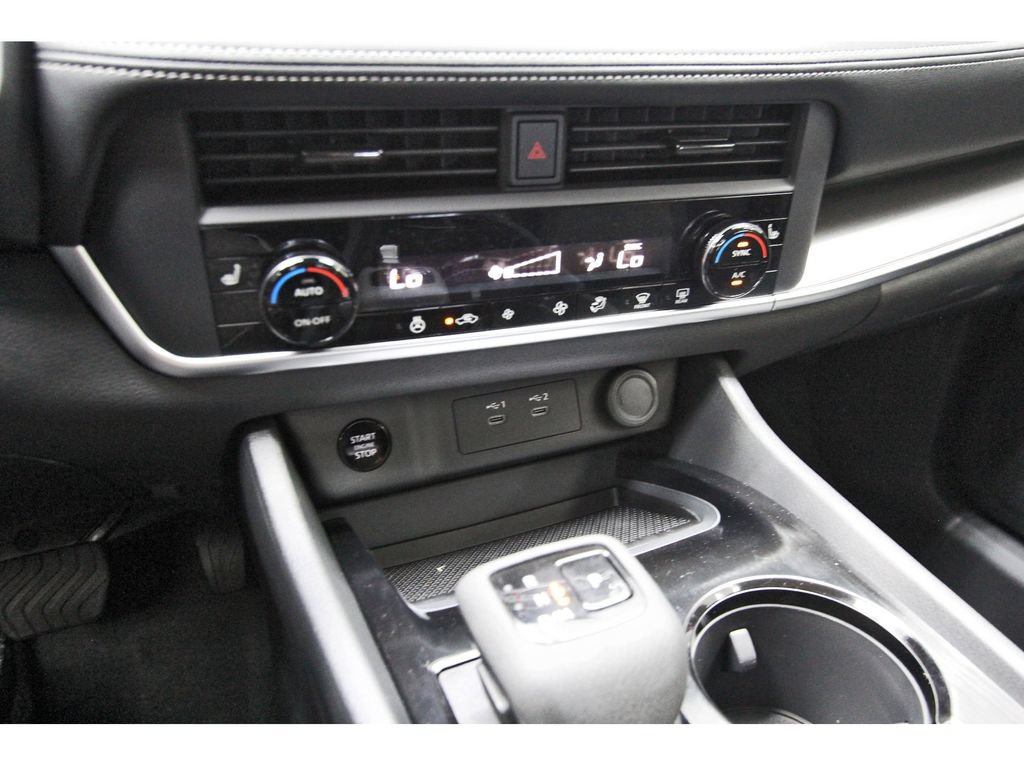 New 2026 Nissan Rogue SV w/ Cold Weather Package FWD image 23