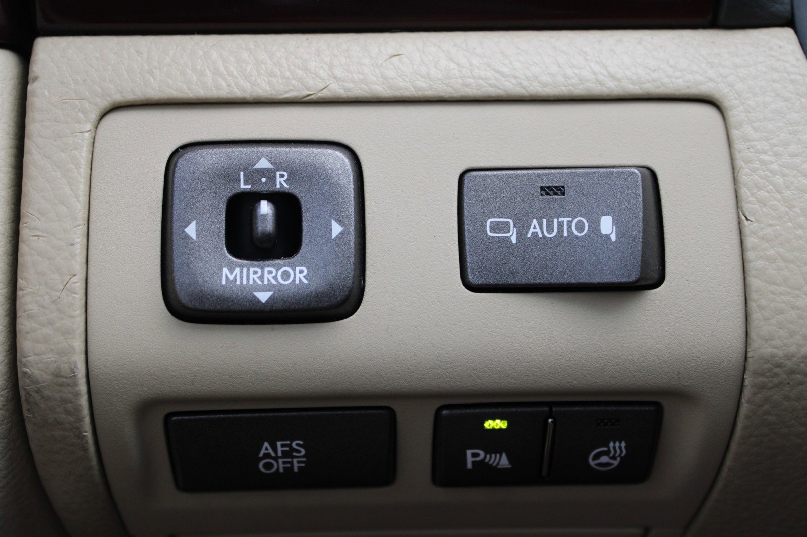 Used 2009 Lexus LS 460 image 28