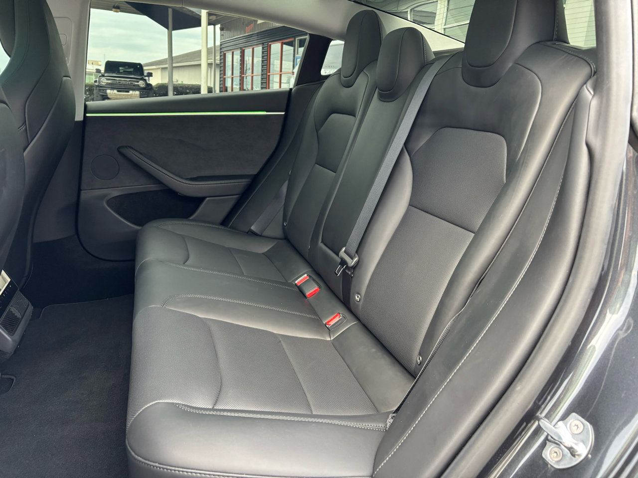 Used 2024 Tesla Model 3 Performance image 29