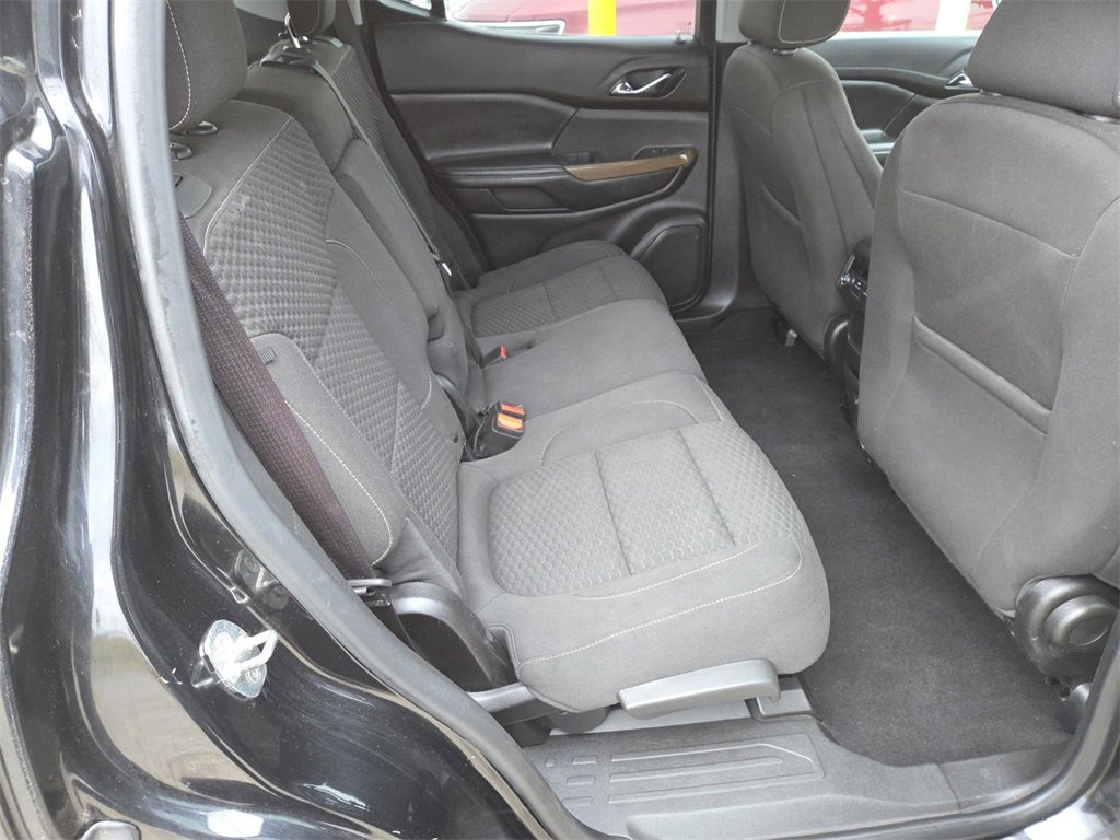 Used 2019 GMC Acadia SLE image 15