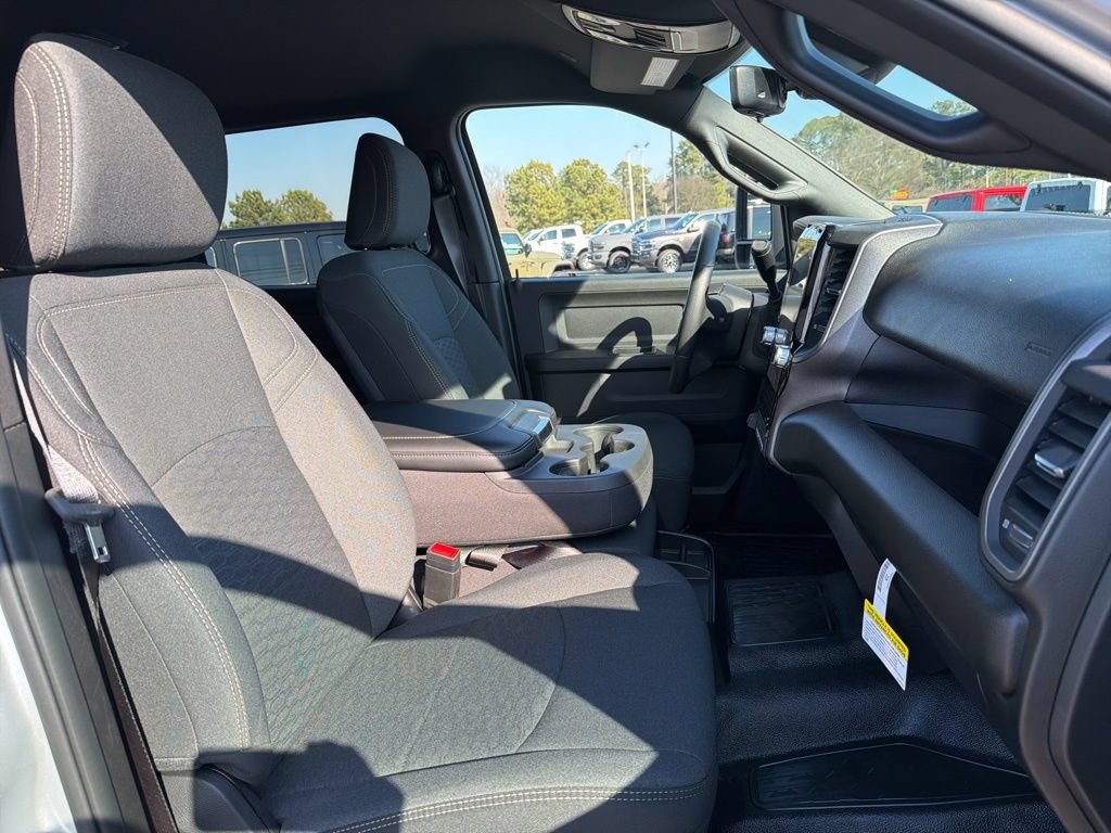 New 2026 RAM 3500 Tradesman AWD/4WD image 26