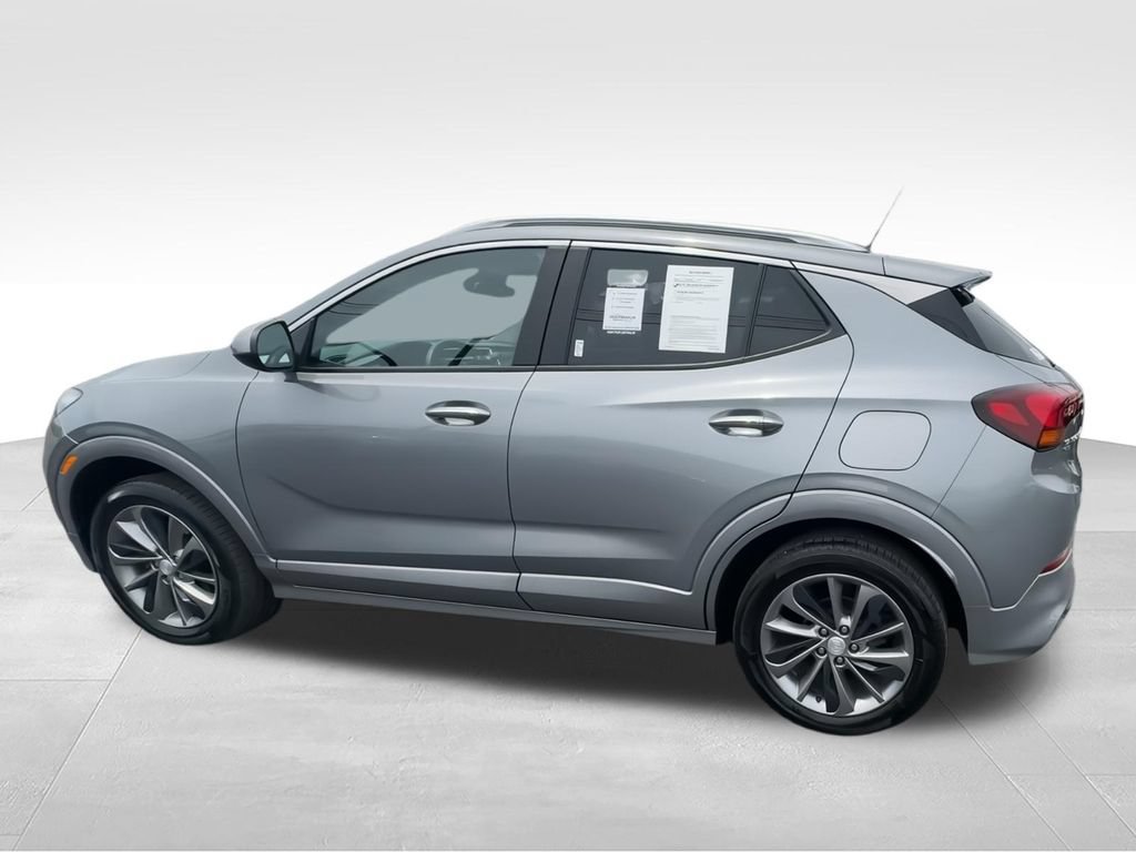 Used 2023 Buick Encore GX Select w/ Experience Buick Package AWD/4WD image 5