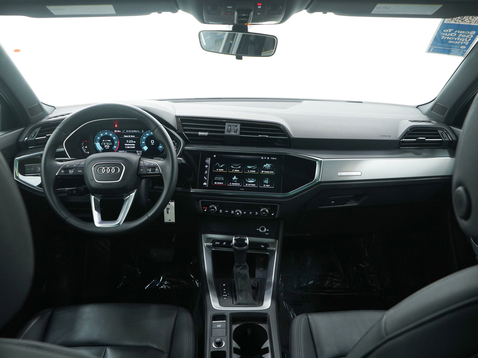 Used 2025 Audi Q3 2.0T Premium image 13