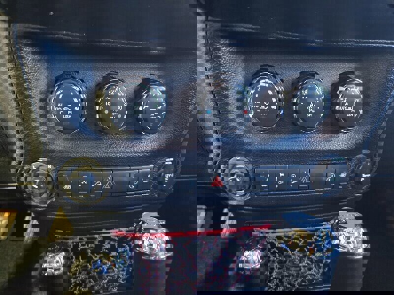 Used 2017 Jeep Wrangler Unlimited Rubicon w/ Quick Order Package 24Z Recon image 24