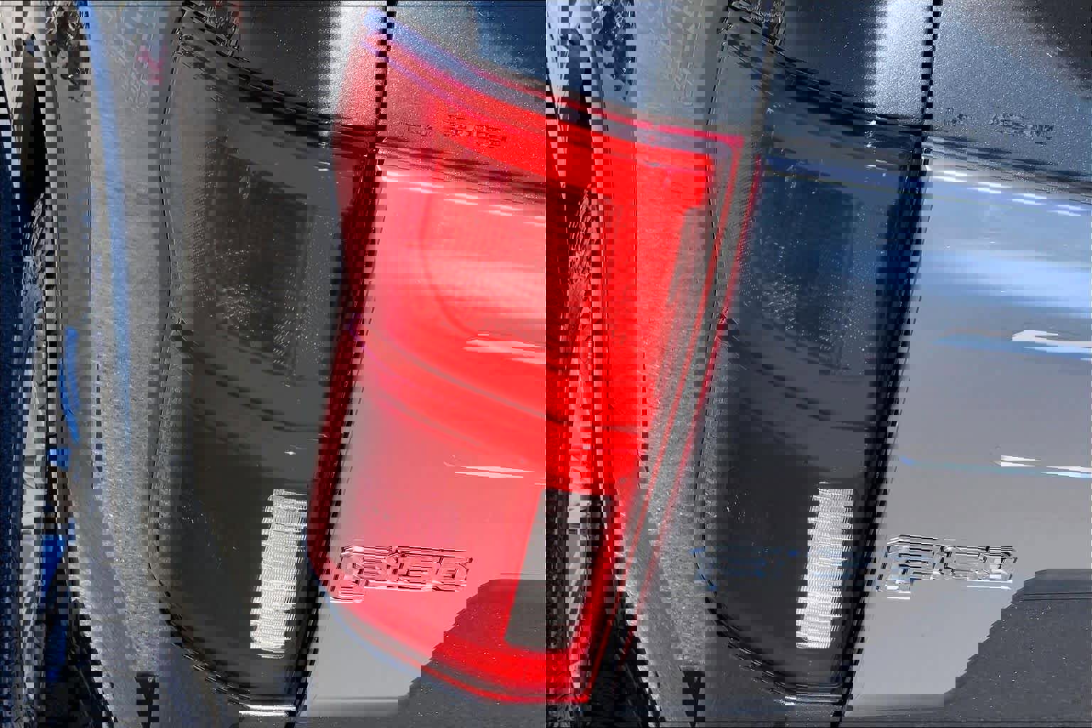 Used 2019 Ford F150 Platinum w/ Equipment Group 701A Luxury image 28