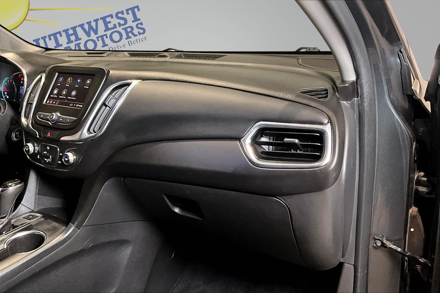 Used 2020 Chevrolet Equinox LT FWD image 26