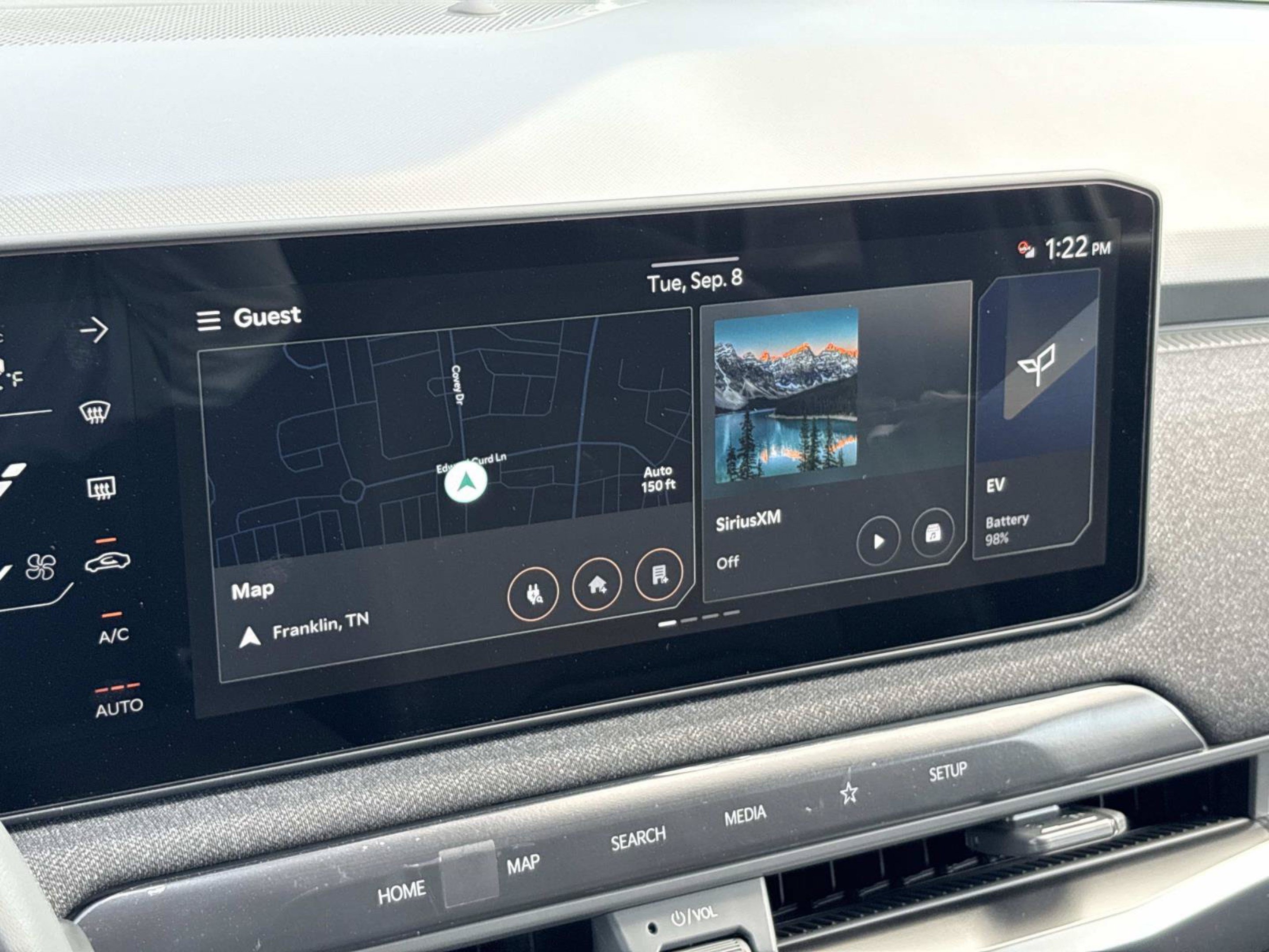 New 2027 Kia EV3 Wind FWD image 30