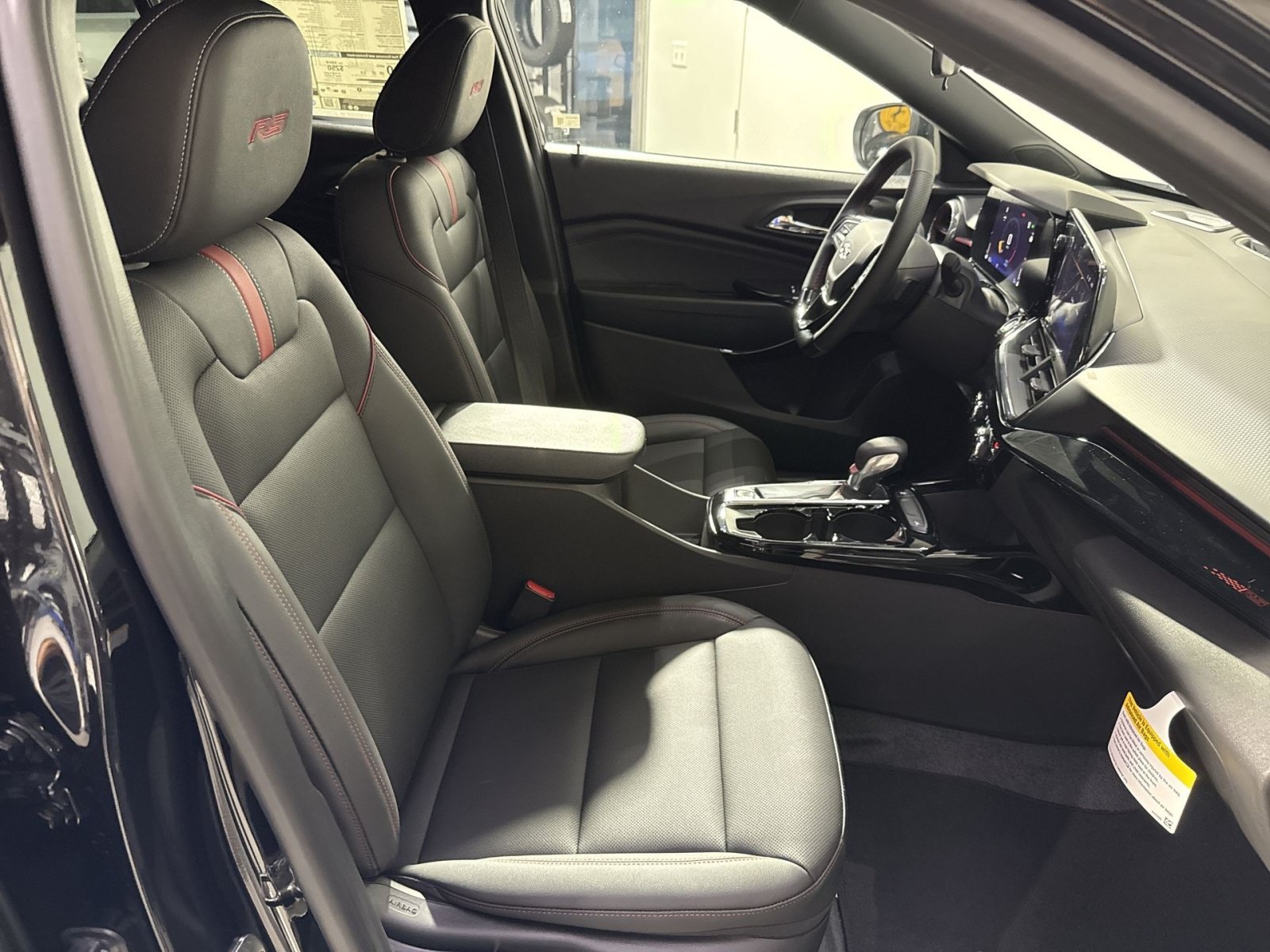 New 2026 Chevrolet Trax RS w/ Driver Confidence Package FWD image 29