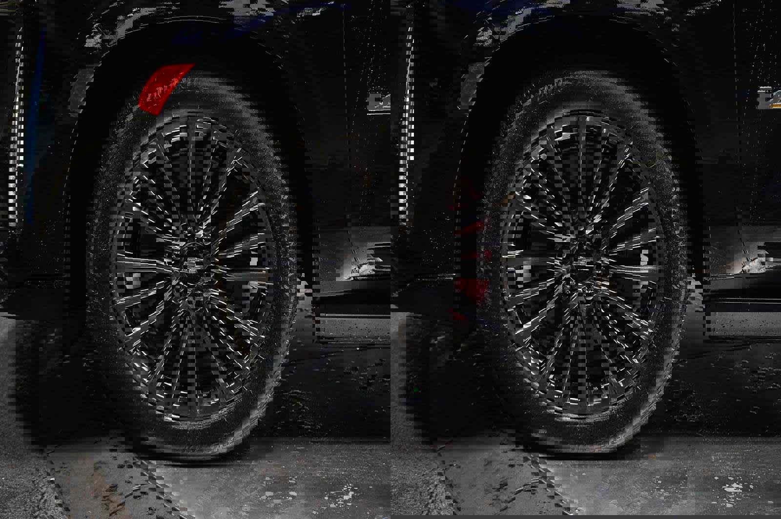 Used 2024 Cadillac Escalade V image 10