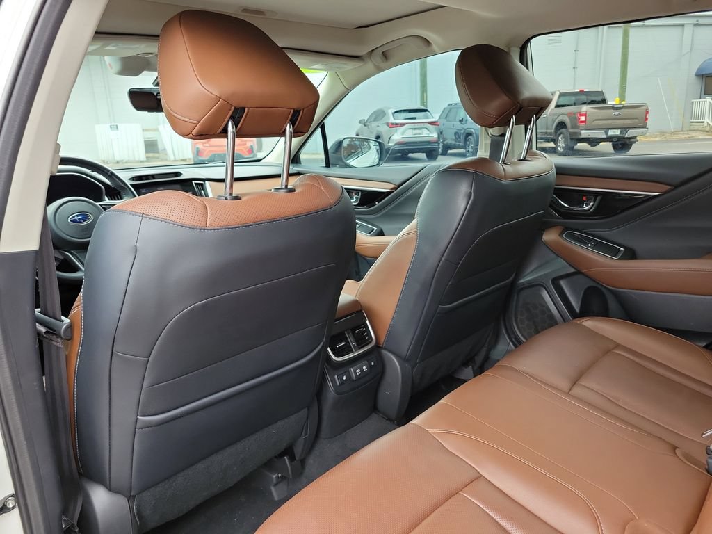Used 2022 Subaru Outback Touring XT AWD/4WD image 12