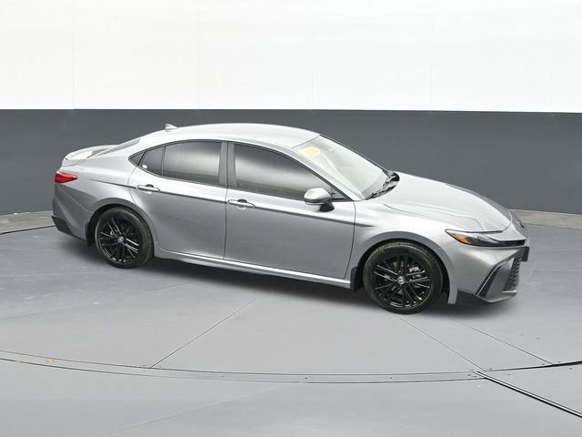 Used 2025 Toyota Camry SE w/ Convenience Package image 63