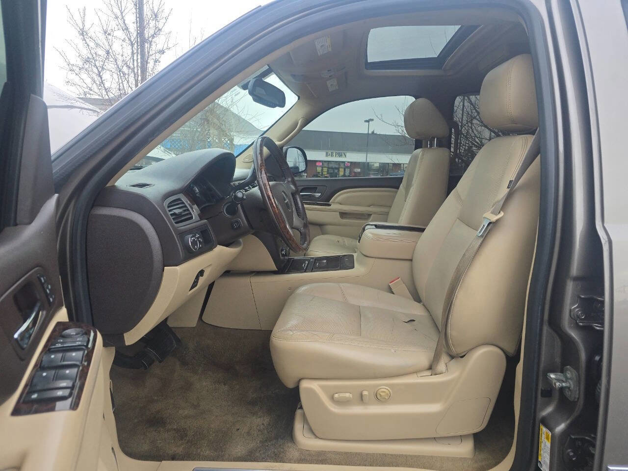 Used 2013 GMC Yukon Denali image 9