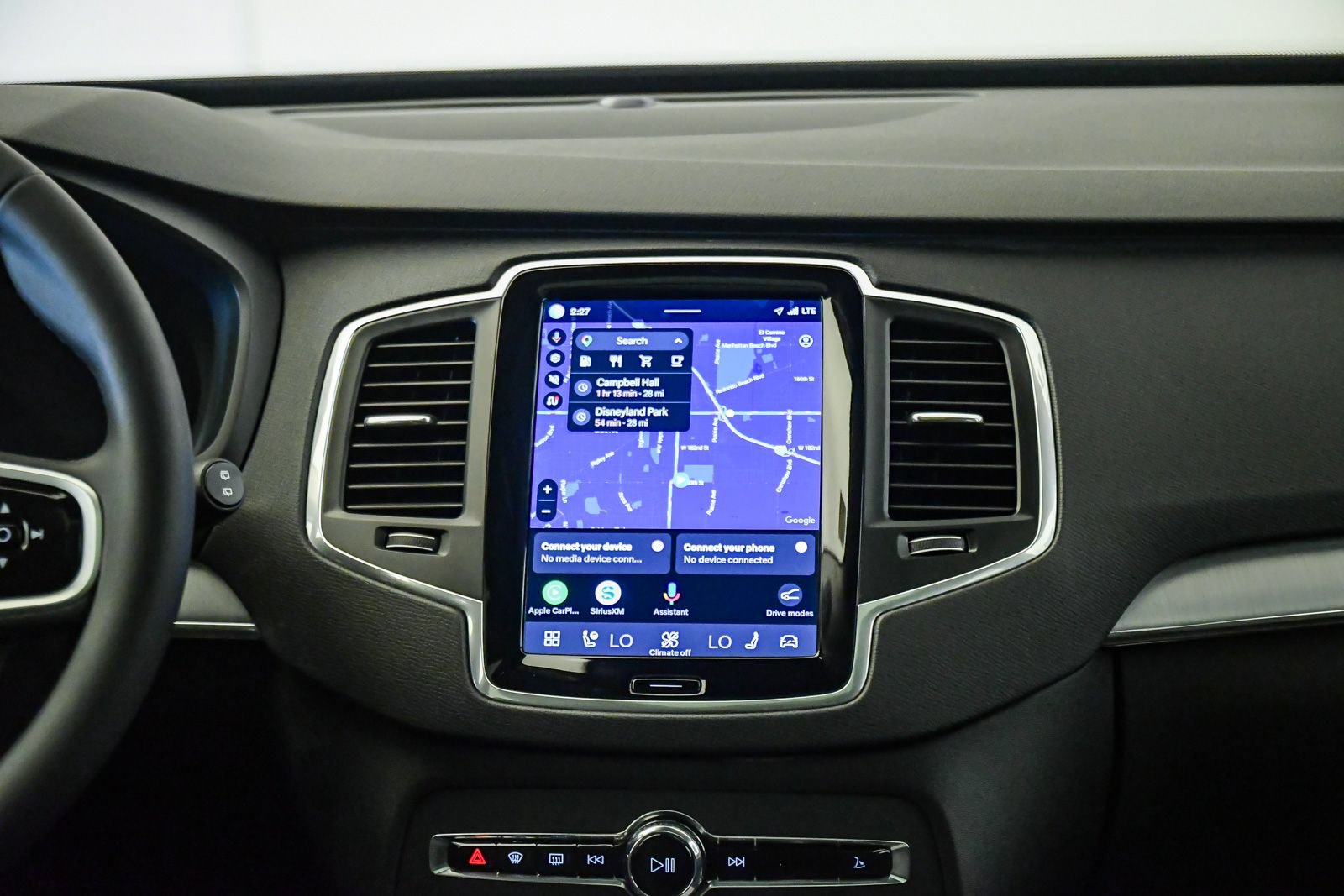 Certified 2025 Volvo XC90 B5 Core w/ Protection Package Premier AWD/4WD image 14