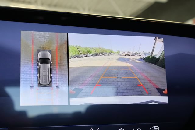 New 2026 Buick Enclave Sport Touring w/ Power Package FWD image 28