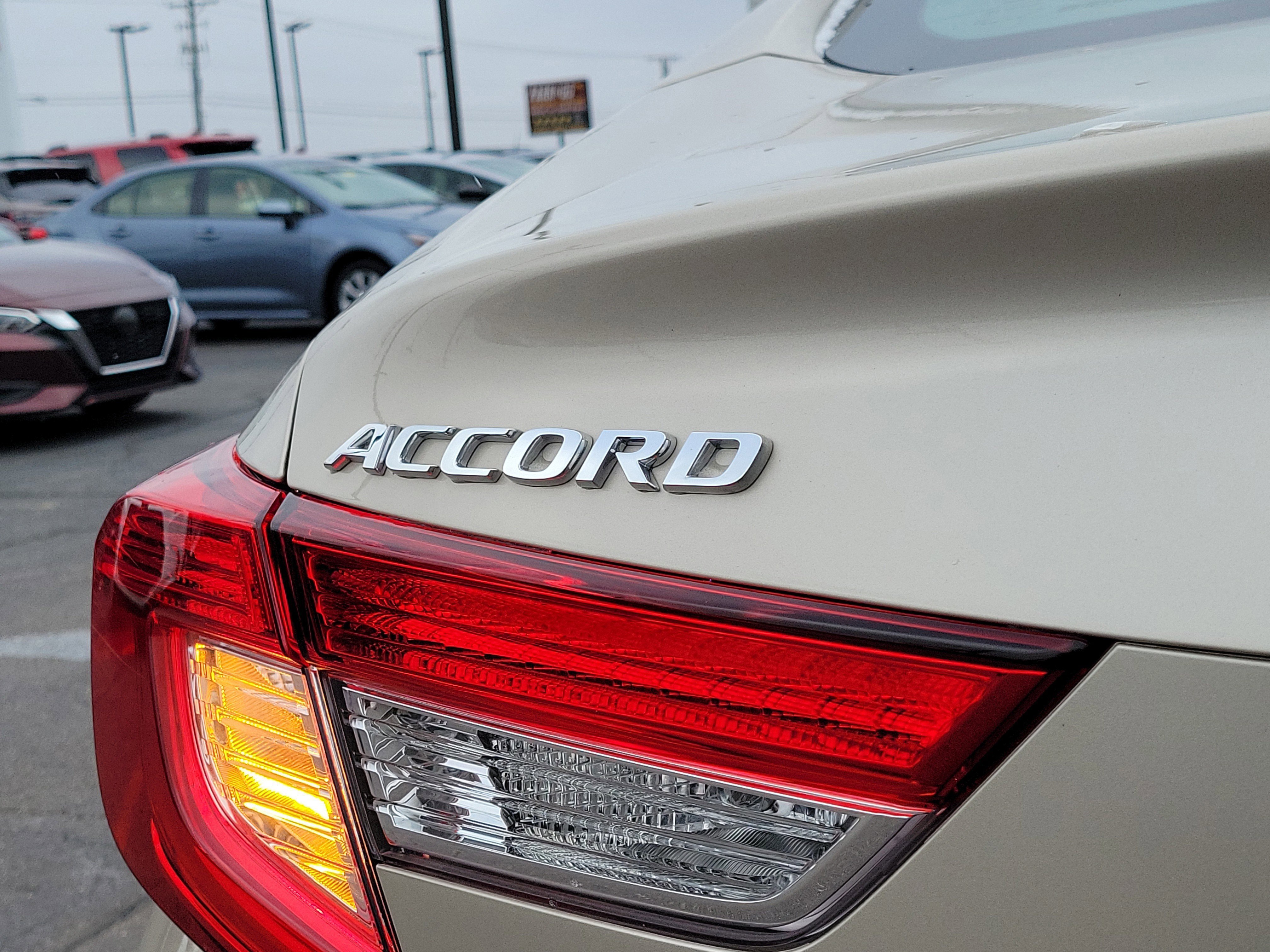 Used 2019 Honda Accord EX-L image 6